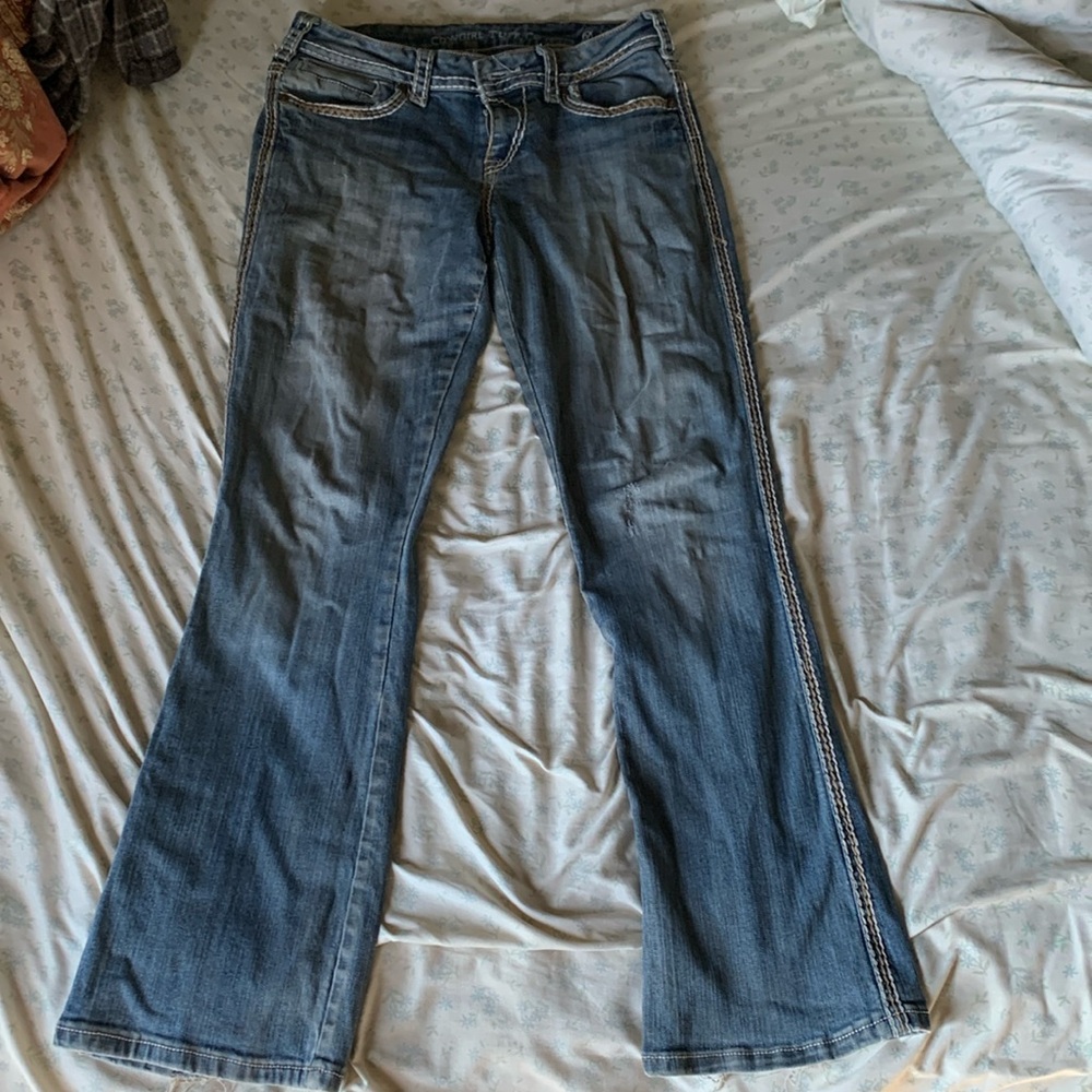 Cowgirl tuff jeans size 28